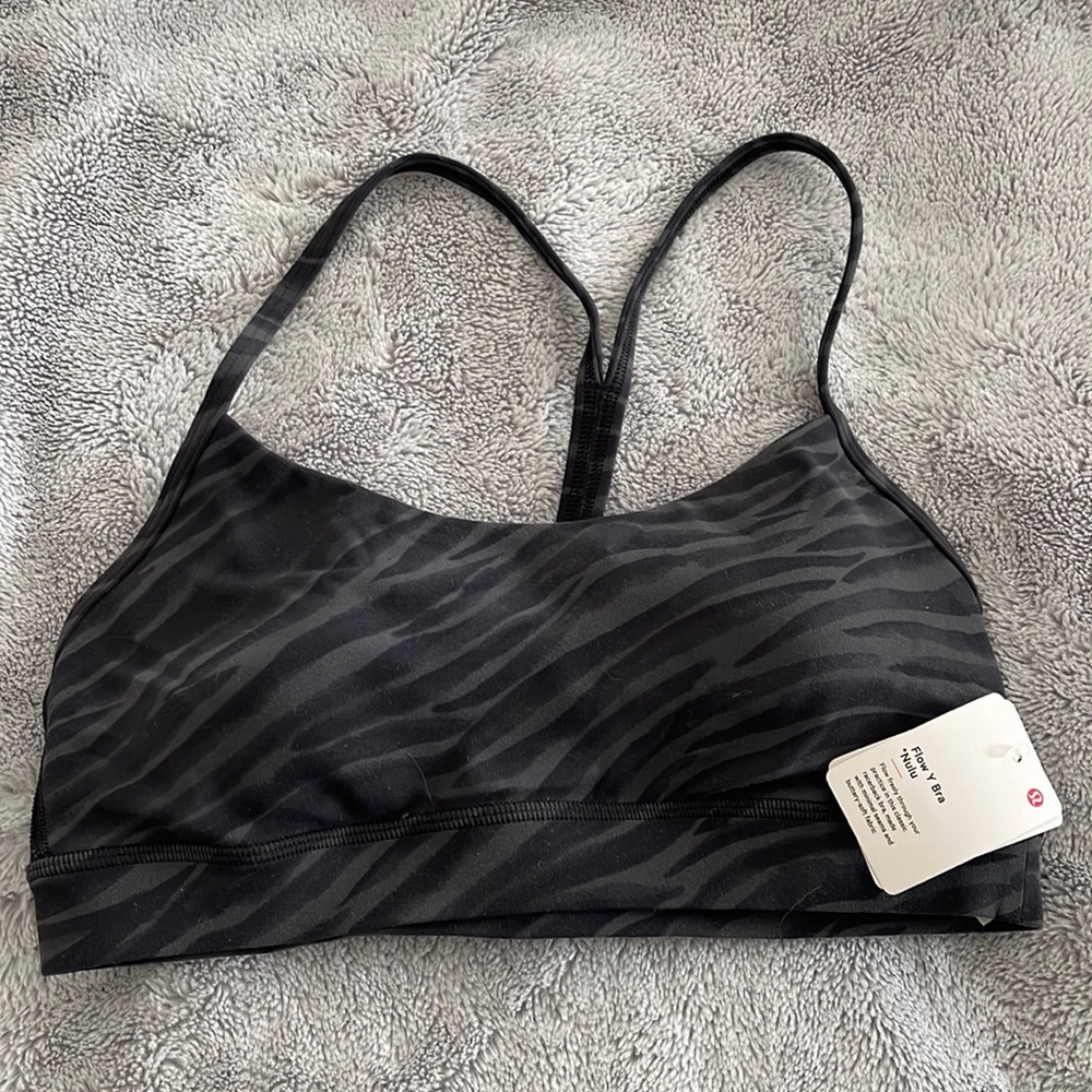 lululemon Flow Y Bra *Nulu